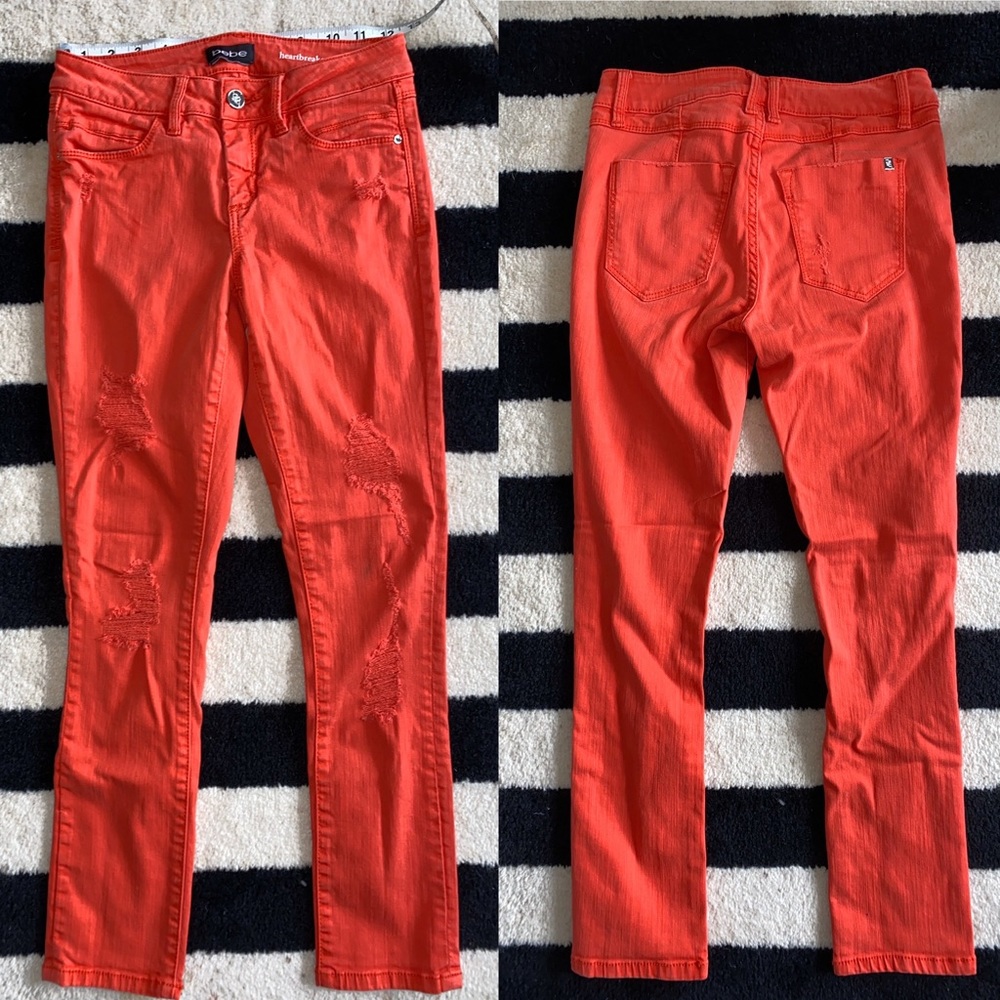 BeBe Heart Breaker Skinny Jeans